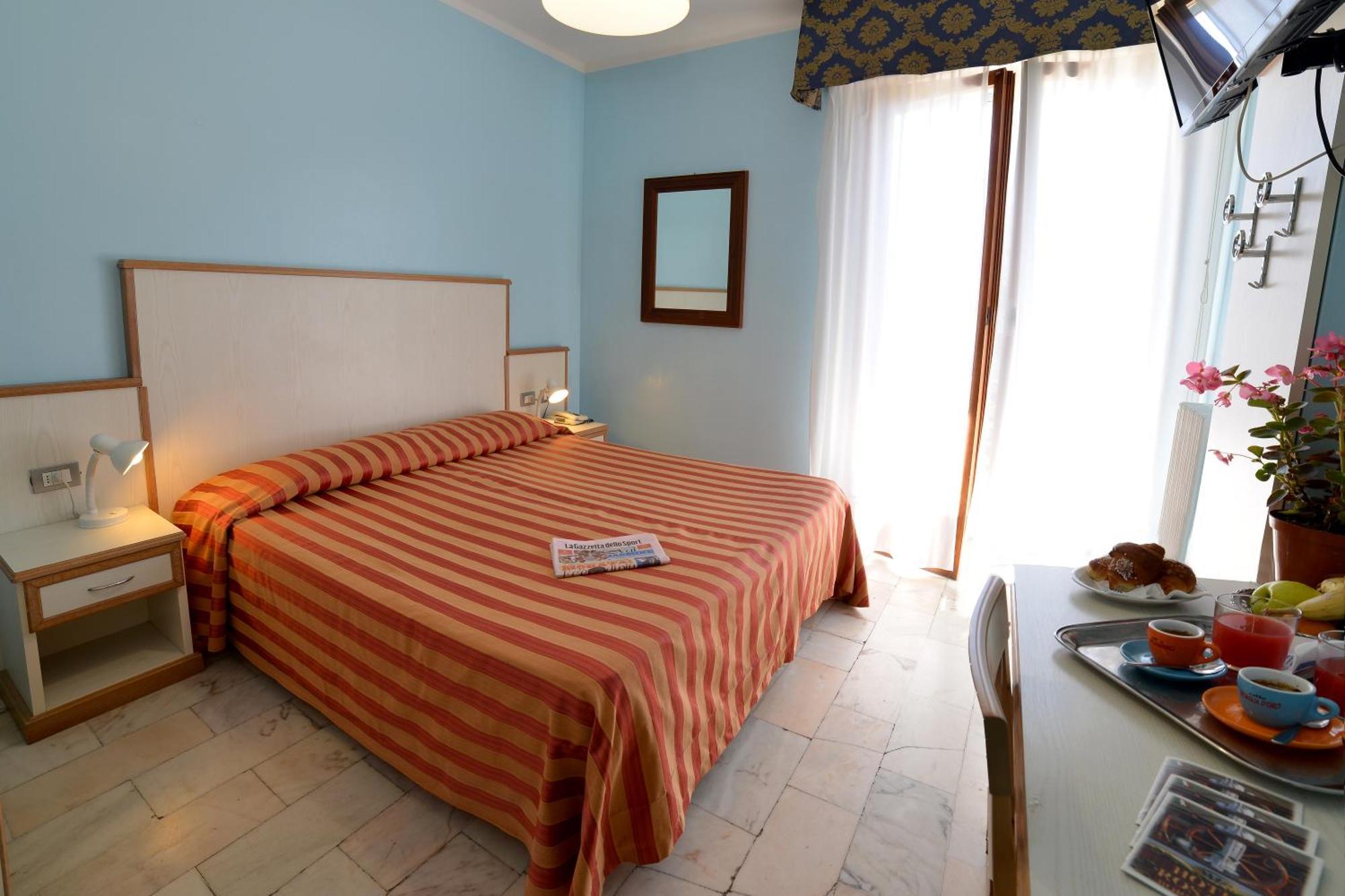Hotel Rosalia 博尔迪盖拉 外观 照片